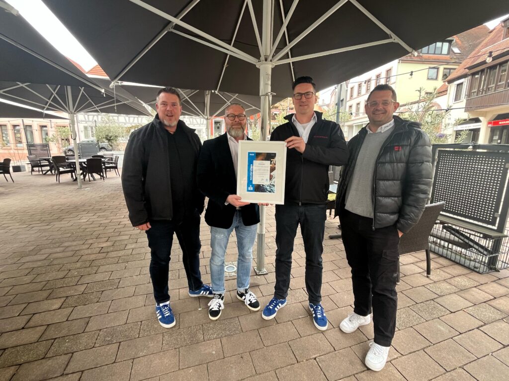 Spendenempfänger Spendenbescheinigung Made Blue